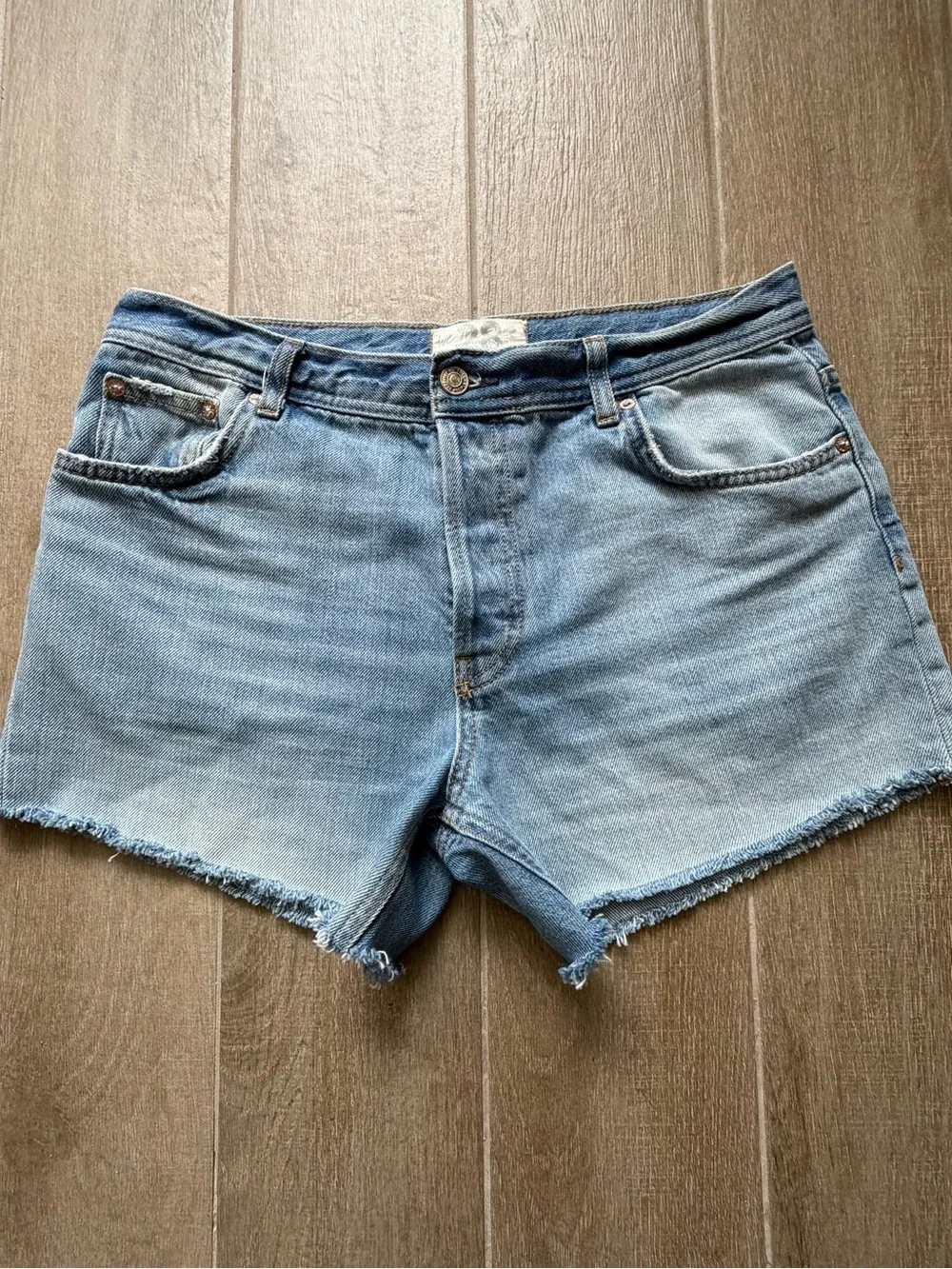 Free People Denim Shorts Size 28